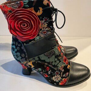 L'Artiste by Spring Step Dramatic Boot EU 42 US 10 Brand New Wt Box 2 1/2 Heel